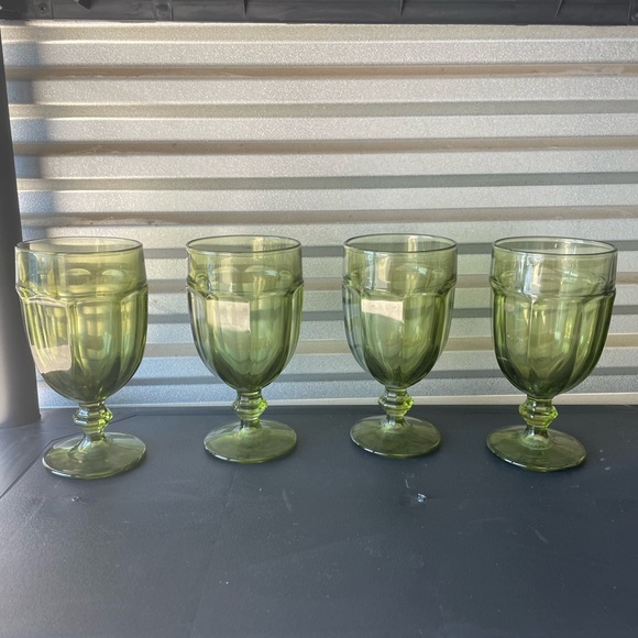 12 vintage Libbey duratuff Gibraltar olive green glass water goblets - Picture 1 of 4